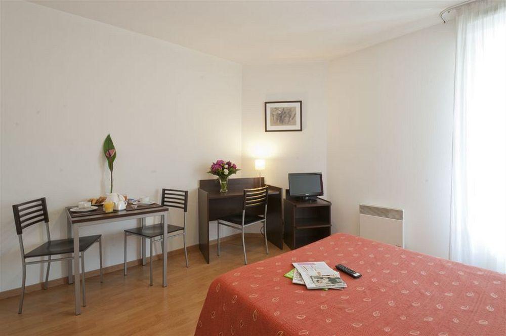 Aparthotel Adagio Access Paris Vanves - Porte De Chatillon Exterior photo